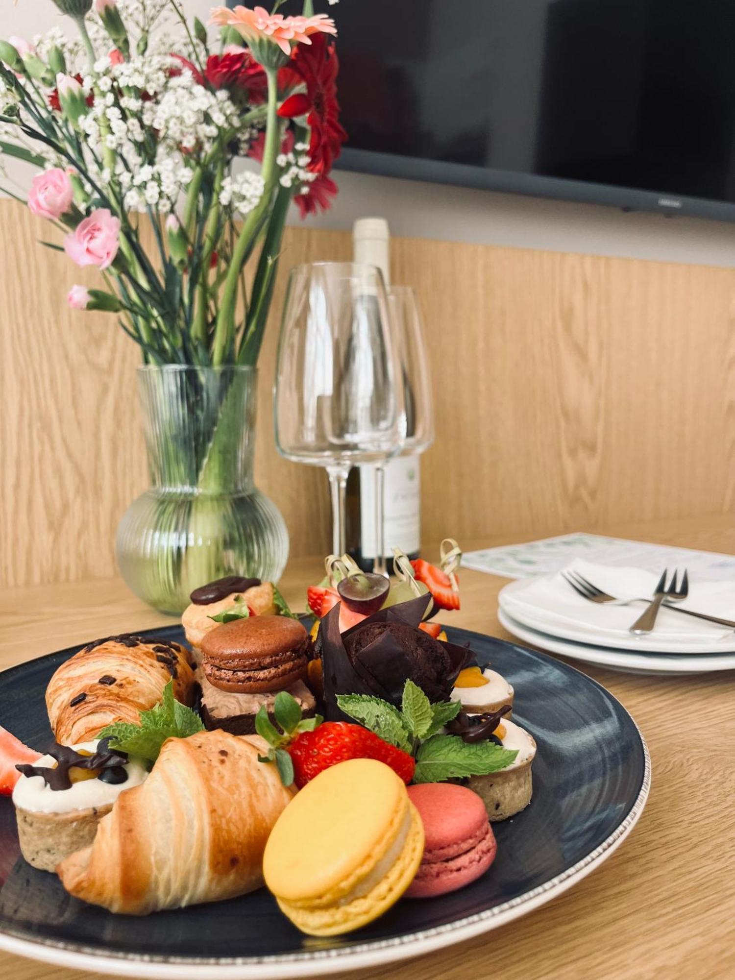 Hotel Platan Gdańsk Kültér fotó