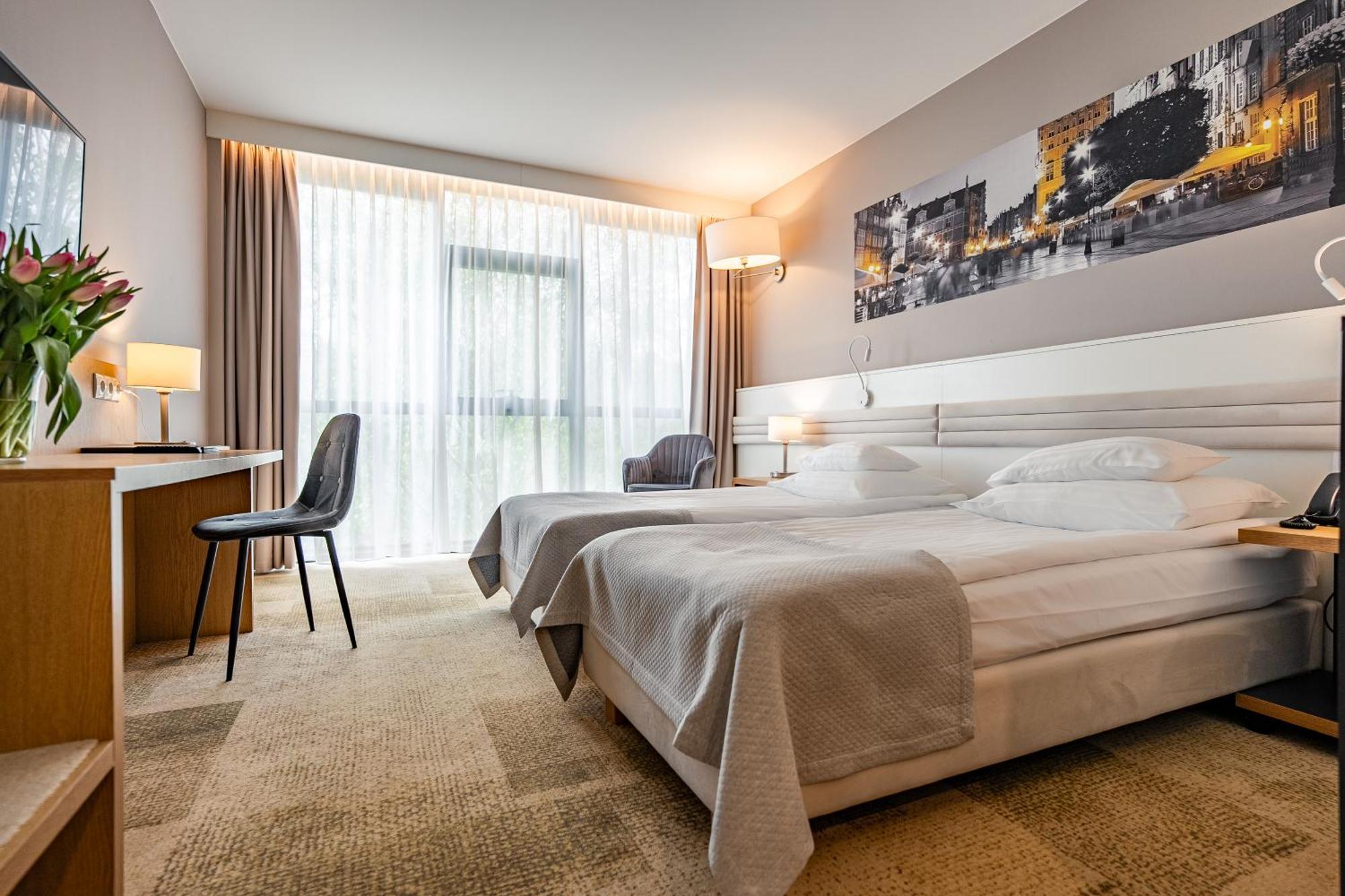 Hotel Platan Gdańsk Kültér fotó